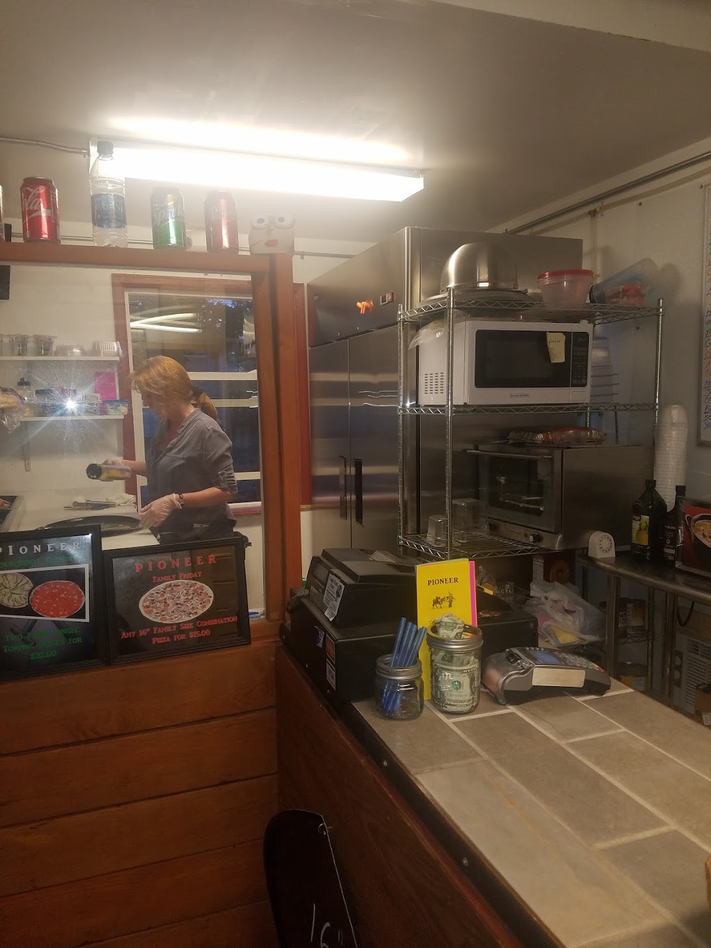 Pioneer take & bake pizza | 427 W Carr Ave, Cripple Creek, CO 80813, USA | Phone: (719) 686-6740