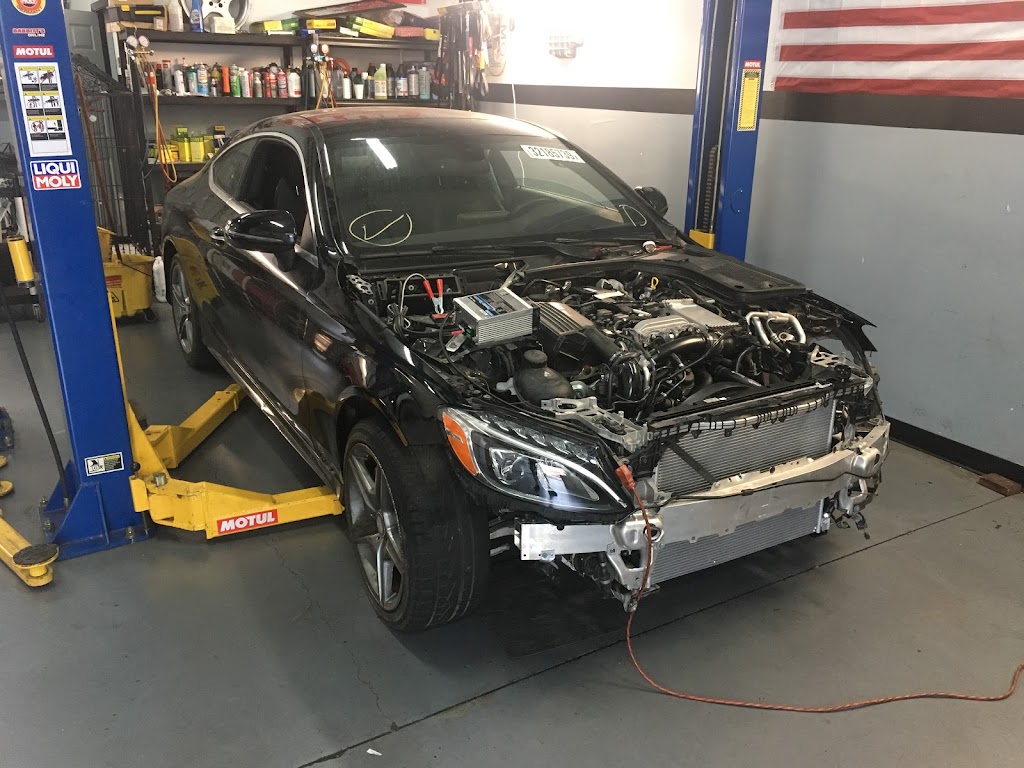 Atlanta Benz Club Mercedes Service and Repair | 125 Mansell Pl #109, Roswell, GA 30076, USA | Phone: (404) 932-2859