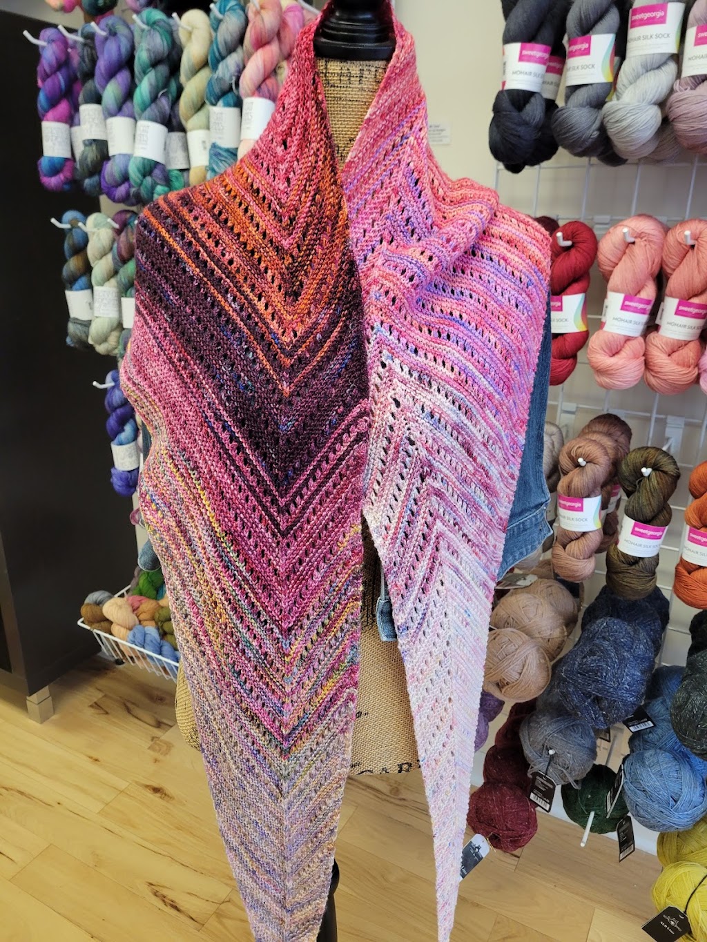 Kaleidoscope Fibers | 131 W Main St, Cambridge, WI 53523, USA | Phone: (920) 342-0496