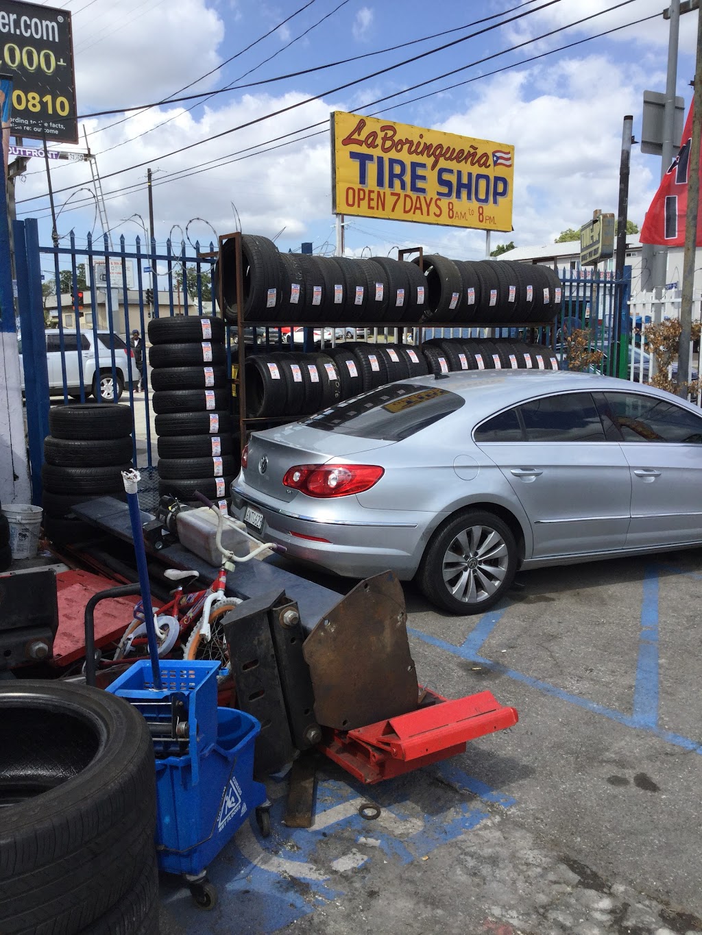 Tire Shop La Borinqueña | 3000 W Slauson Ave, Los Angeles, CA 90043, USA | Phone: (323) 815-9017