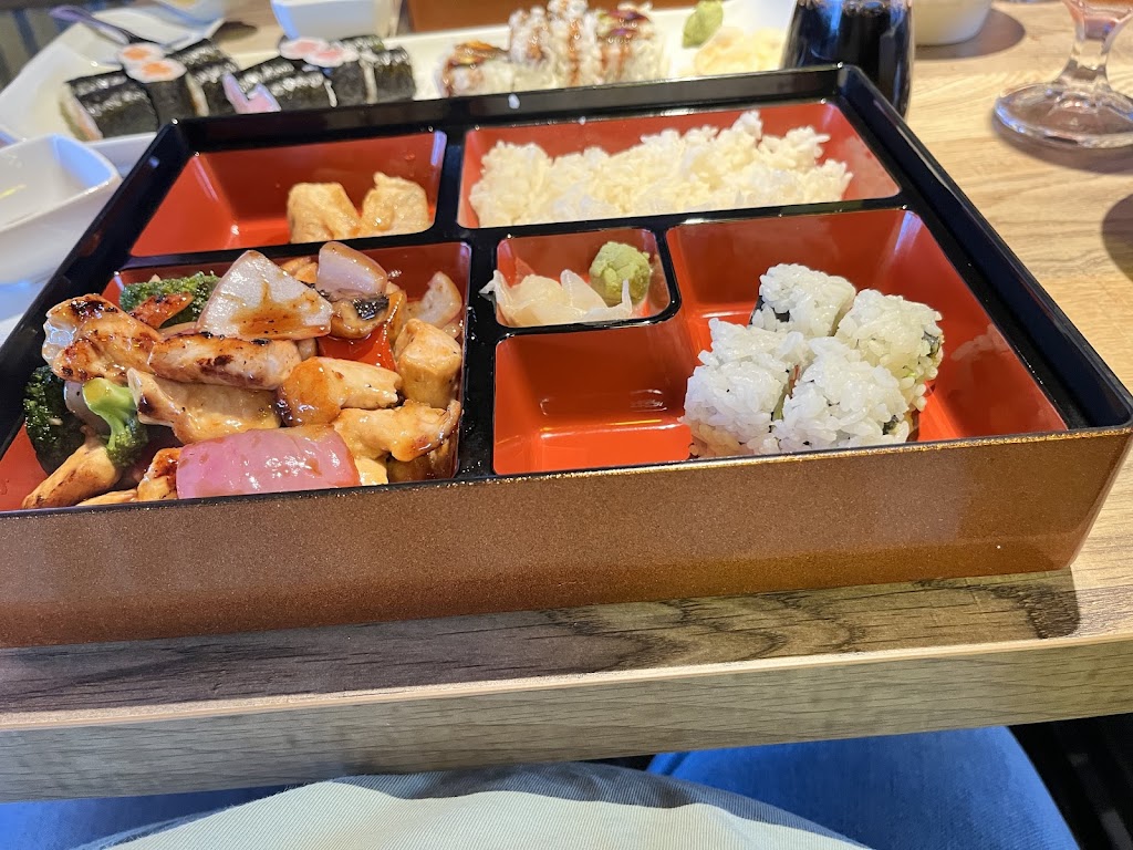 Thai N Sushi | 8637 FM 751, Quinlan, TX 75474, USA | Phone: (903) 919-8330