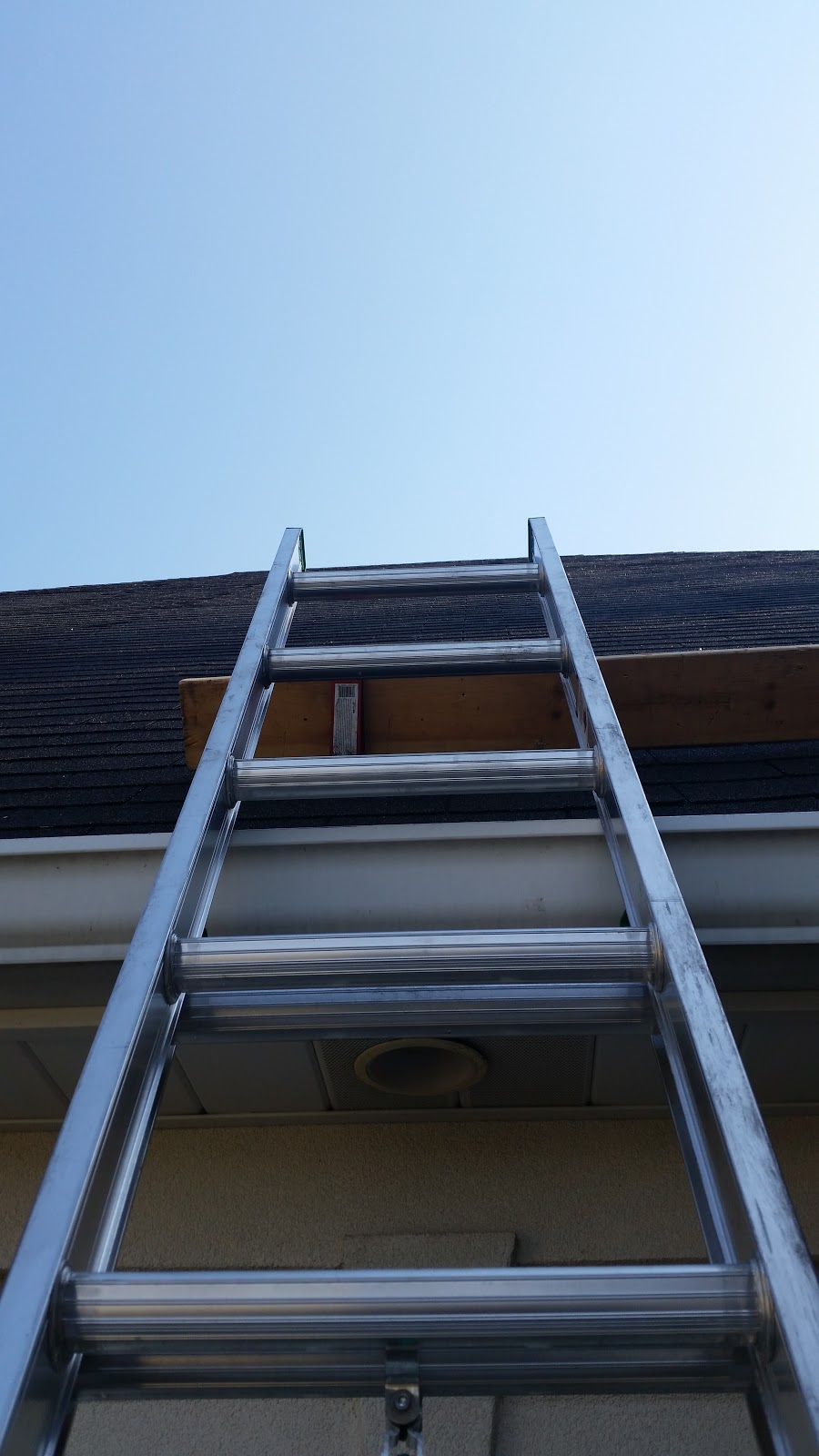 Best Deal Roofing Contractor,LLC | 4313 Wells Dr, Louisville, KY 40258, USA | Phone: (502) 936-0007