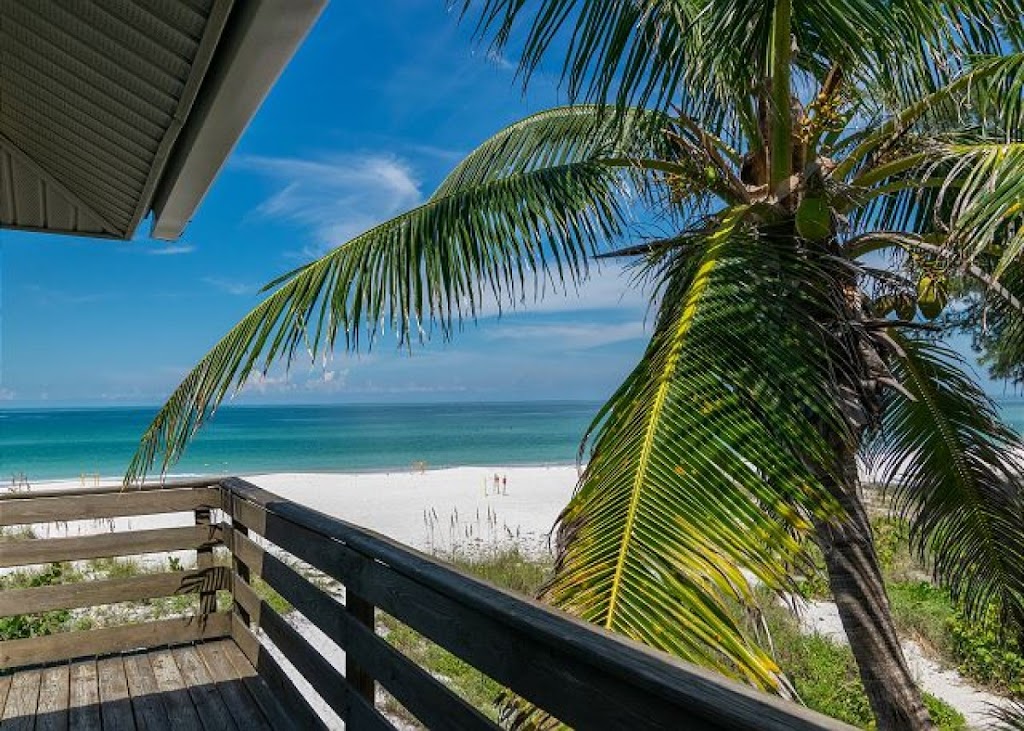 Island Vacation Properties | 3001 Gulf Dr, Holmes Beach, FL 34217, USA | Phone: (941) 778-1000