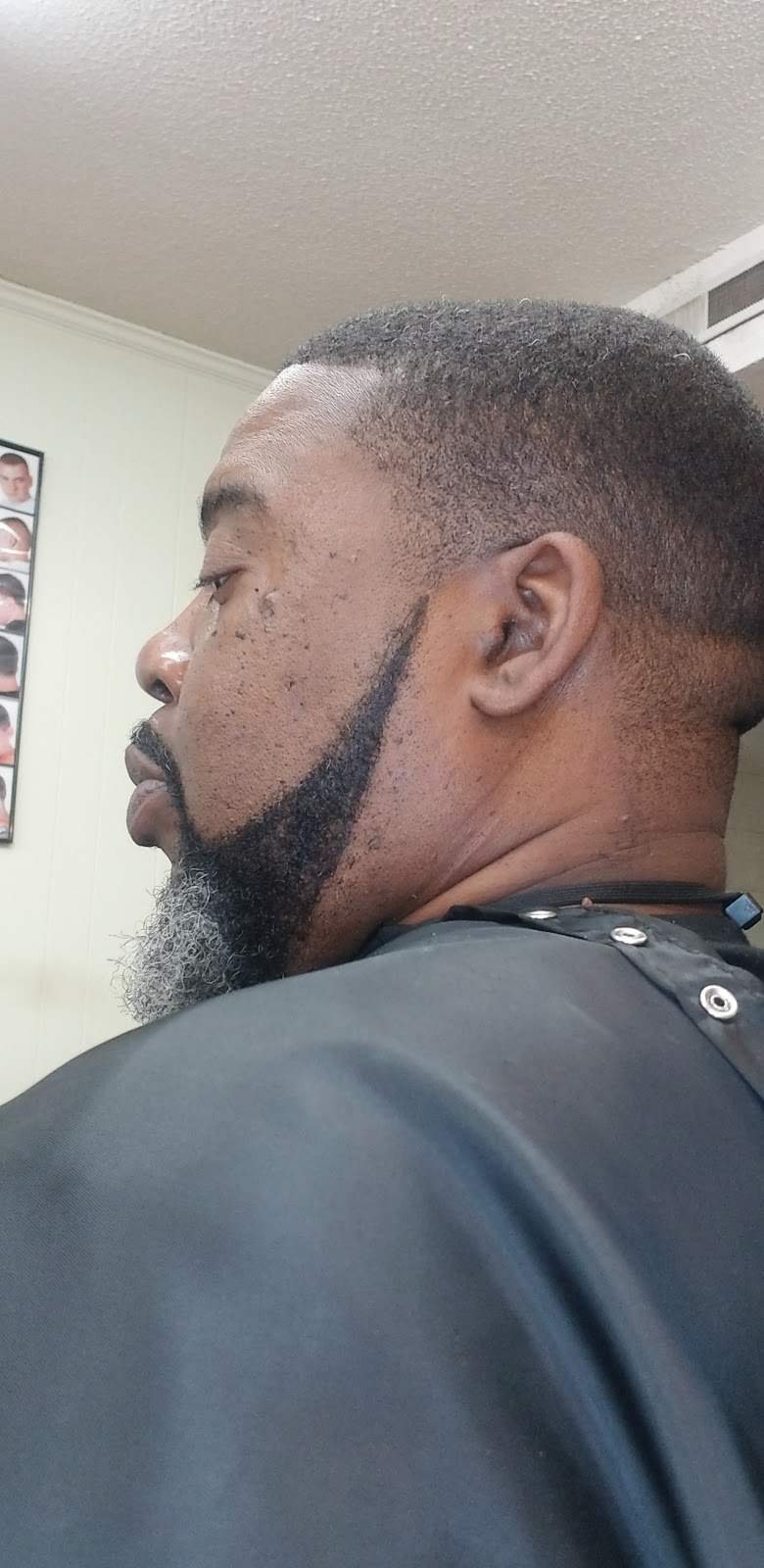 Michaels Barber Shop & Hair Care | 1200 E Williams St Suite E, Apex, NC 27502, USA | Phone: (919) 362-8969