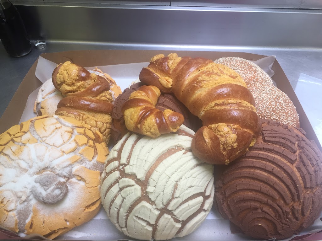 Alvarez Bakery | 4125 City Terrace Dr, Los Angeles, CA 90063, USA | Phone: (323) 265-4444