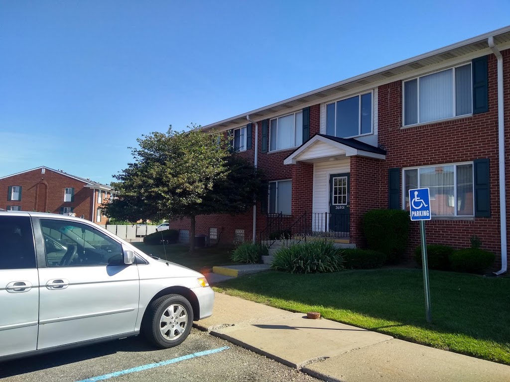 Kingsley Apartments | 34800 Moravian Dr, Sterling Heights, MI 48312 | Phone: (586) 268-2940
