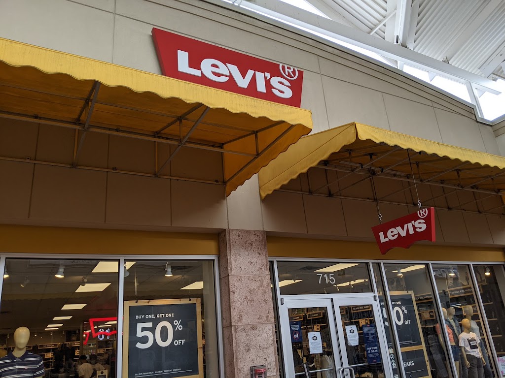 Levis Outlet Store | 1 Premium Outlets Blvd Unit 715, Tinton Falls, NJ 07753, USA | Phone: (732) 493-4595