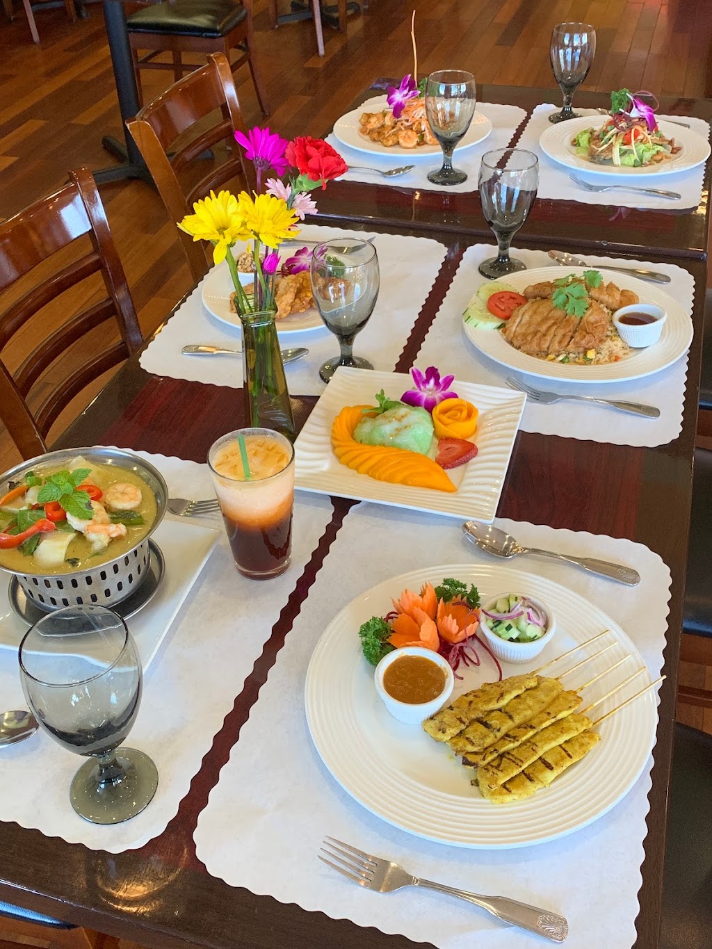 Lone Tree Thai Cuisine | 5401 Lone Tree Wy #150, Brentwood, CA 94513, USA | Phone: (925) 516-3343