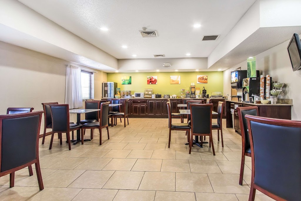 Quality Inn & Suites | 110 Enterprise Blvd, La Vergne, TN 37086, USA | Phone: (615) 793-9999