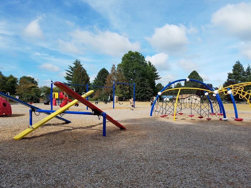 East Holladay Park and Dog Park | 12999 NE Holladay St, Portland, OR 97230, USA | Phone: (503) 823-7529