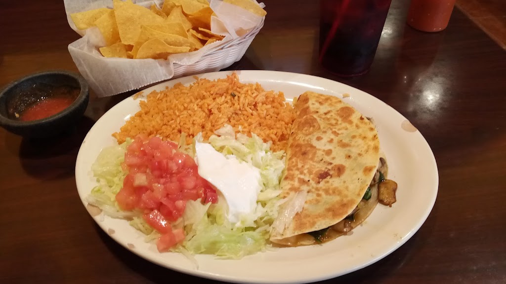 El Nopal Mexican Cuisine | 5420 IN-62 Suite 600, Jeffersonville, IN 47130, USA | Phone: (812) 590-3550