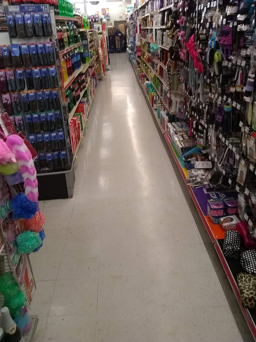 Family Dollar | 3215 Clarksville Hwy, Nashville, TN 37218, USA | Phone: (629) 224-0417