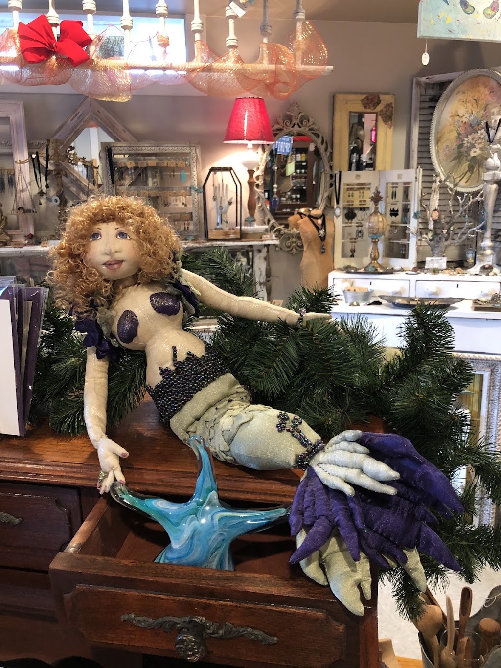 The Merry Mermaid | 112 Osborne St, St Marys, GA 31558, USA | Phone: (760) 213-0551