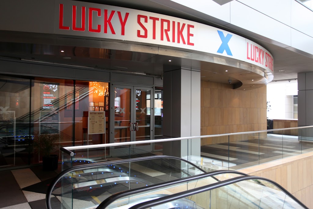 Lucky Strike LA Live | 800 W Olympic Blvd Ste 250, Los Angeles, CA 90015, USA | Phone: (213) 542-4880