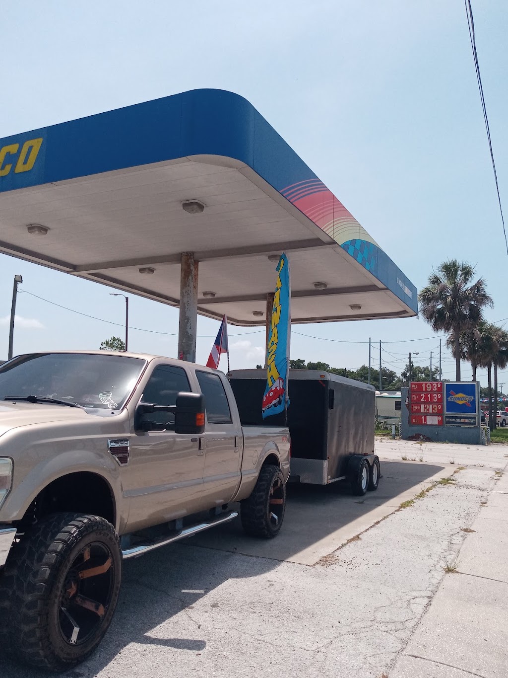 Helping rock thrift store | 14801 7th St, Dade City, FL 33523, USA | Phone: (352) 521-0535