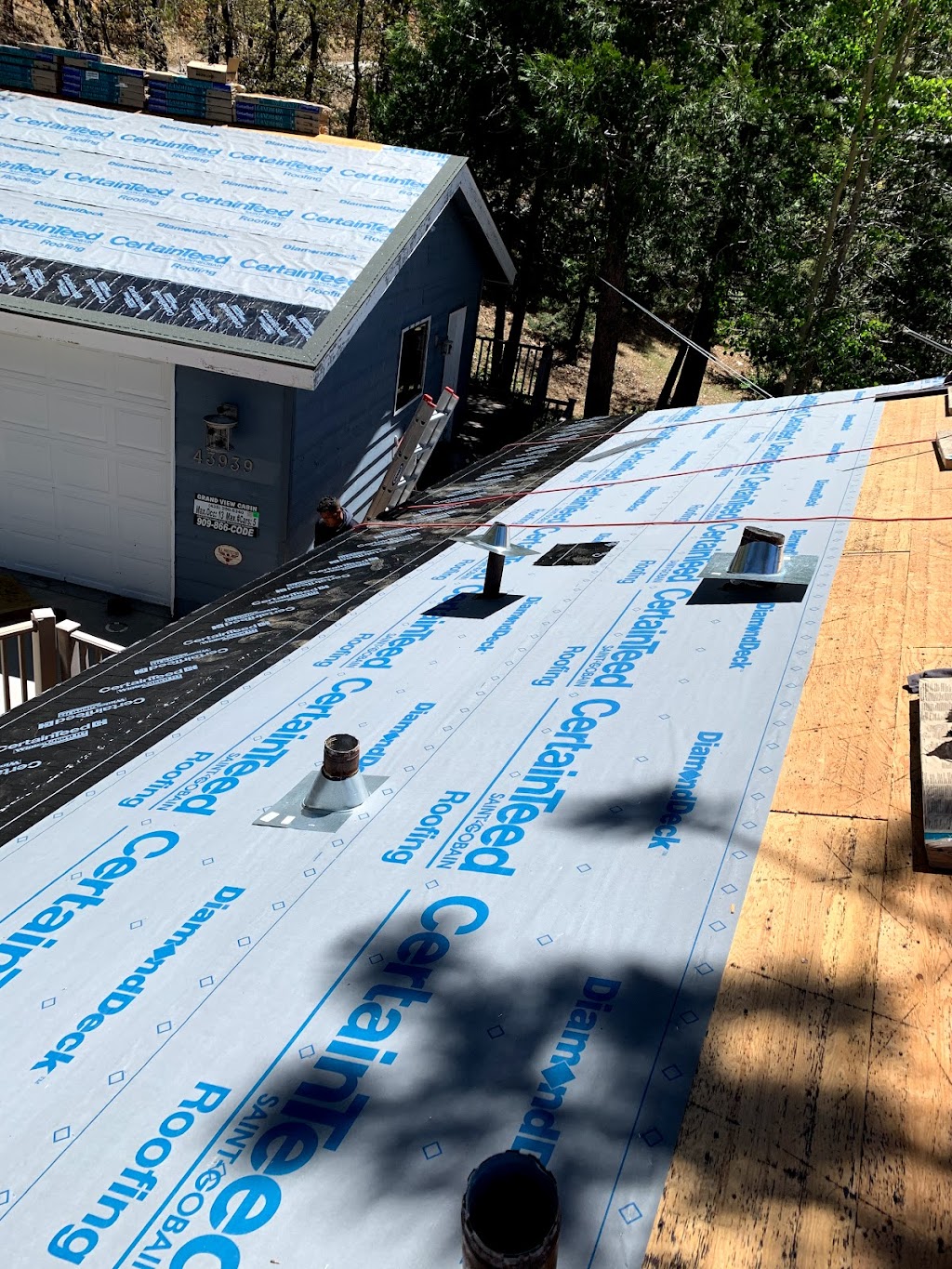 Roofing By James L. Costello | 1239 W Big Bear Blvd, Big Bear, CA 92314, USA | Phone: (909) 585-2989