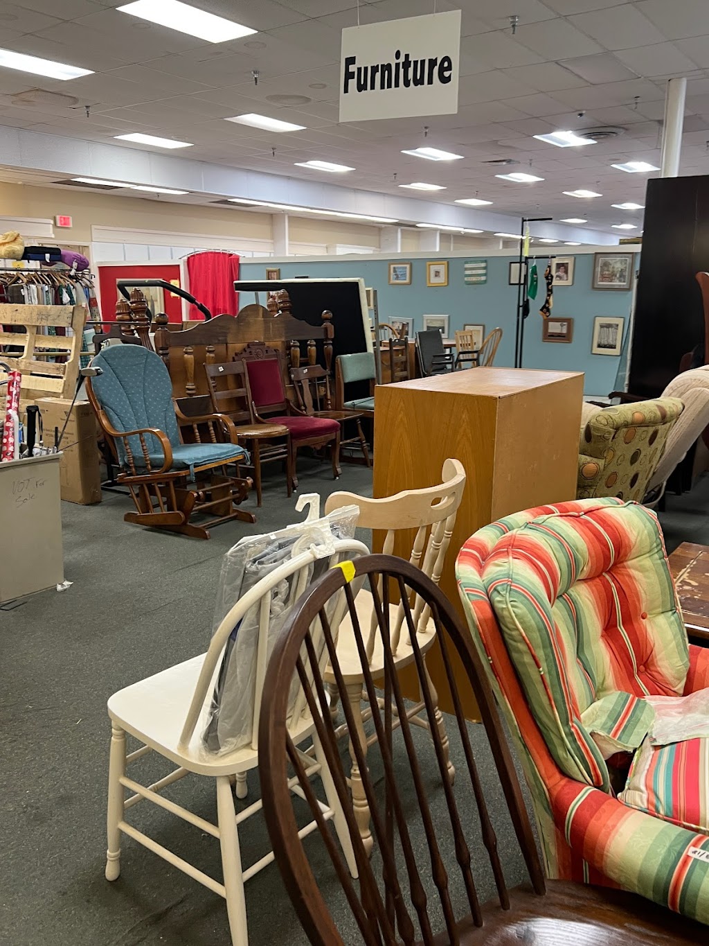 Chatham PTA Thrift Shop | 201 Chatham Sq, Siler City, NC 27344, USA | Phone: (919) 663-2395