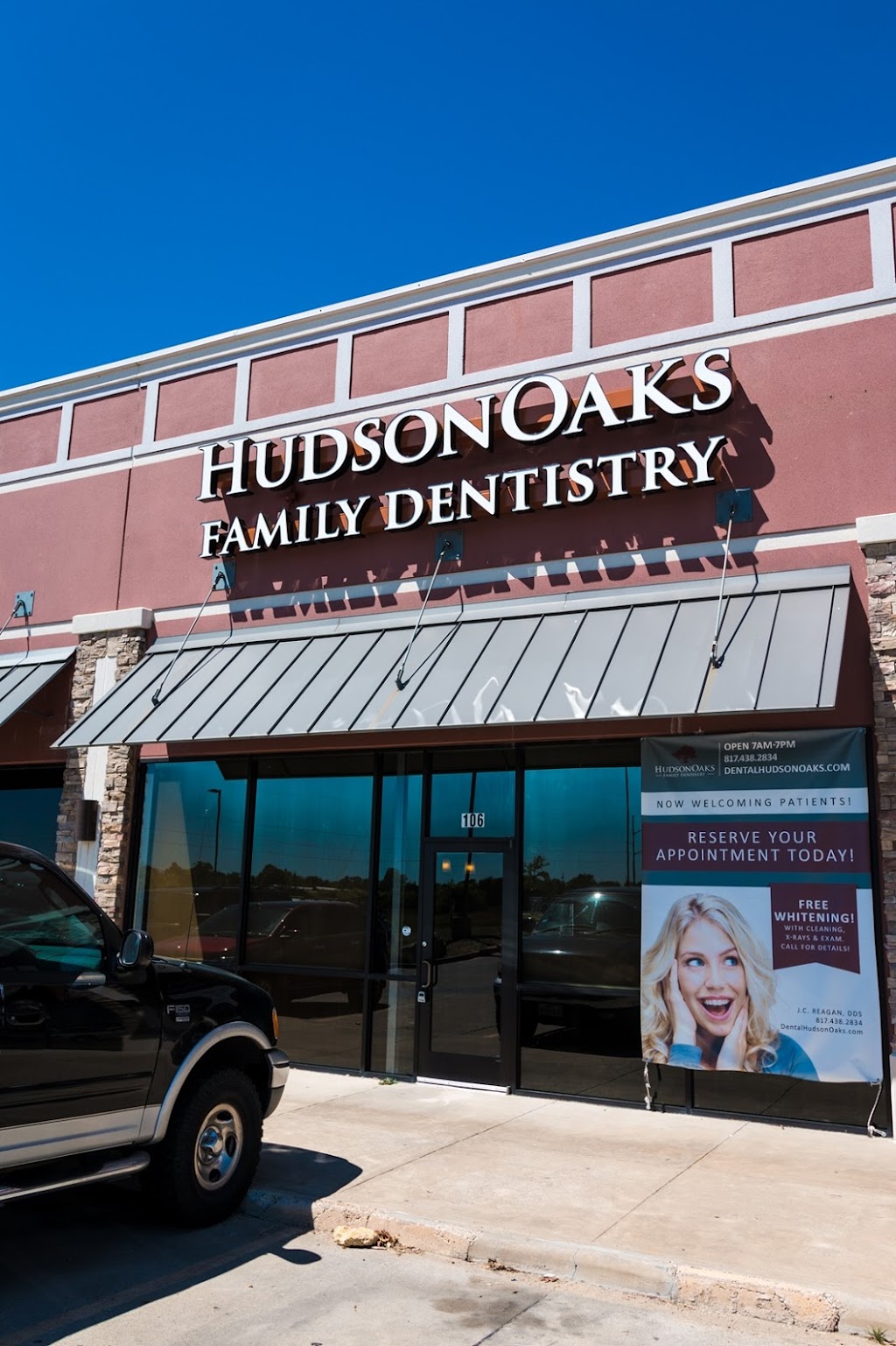 Hudson Oaks Family Dentistry | 200 S Oakridge Dr # 106, Hudson Oaks, TX 76087, USA | Phone: (817) 406-7455