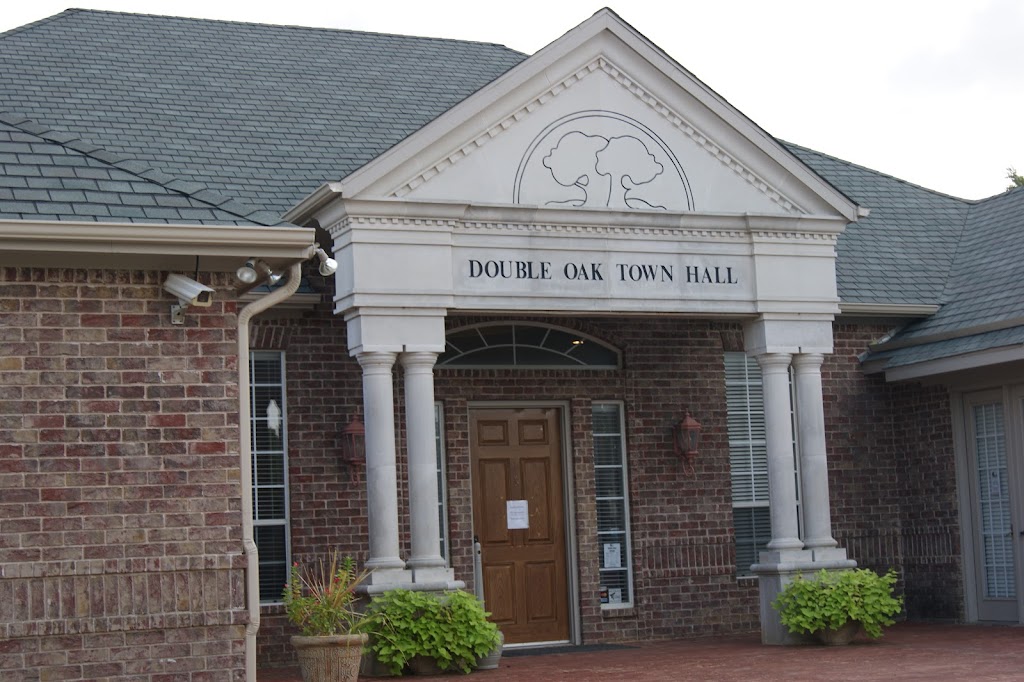 Double Oak Town Hall | 320 Waketon Rd, Double Oak, TX 75077, USA | Phone: (972) 539-9464