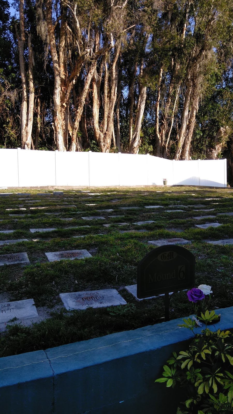 Green Mounds Pet Cemetery | 17103 US Hwy 19 N, Clearwater, FL 33764, USA | Phone: (727) 447-6980