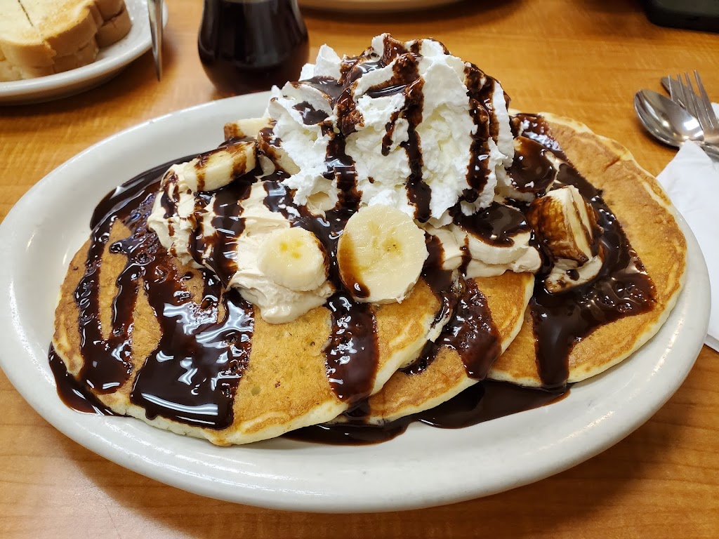 Kavas Pancake House | 100 Muldoon Rd, Anchorage, AK 99504, USA | Phone: (907) 332-5282