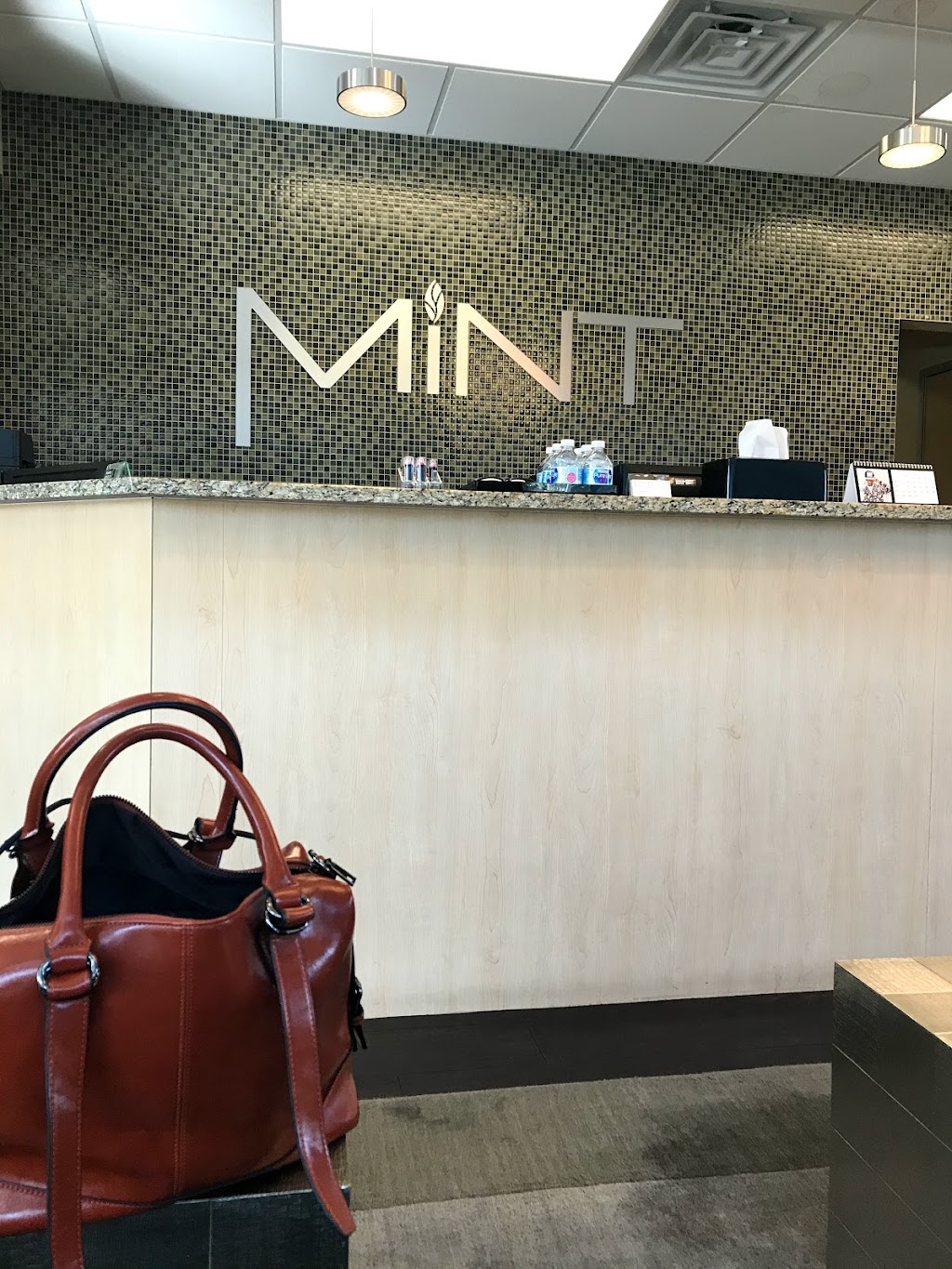 MINT dentistry | Bishop Arts | 2433 W Davis St, Dallas, TX 75211, USA | Phone: (469) 290-3800