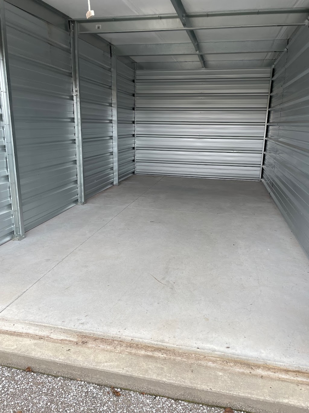 Access Storage - Windsor Tecumseh | 9618 Tecumseh Rd E, Windsor, ON N8R 1A2, Canada | Phone: (226) 270-7188