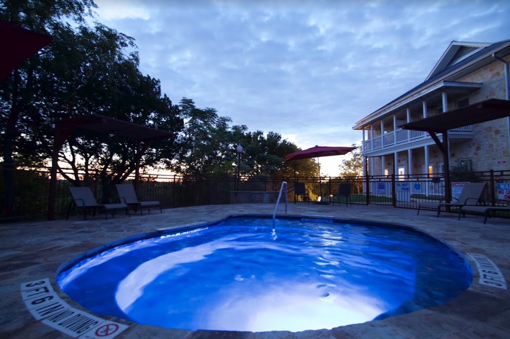 Gruene River Hotel & Retreat | 1235 Gruene Rd, New Braunfels, TX 78130, USA | Phone: (830) 643-1234