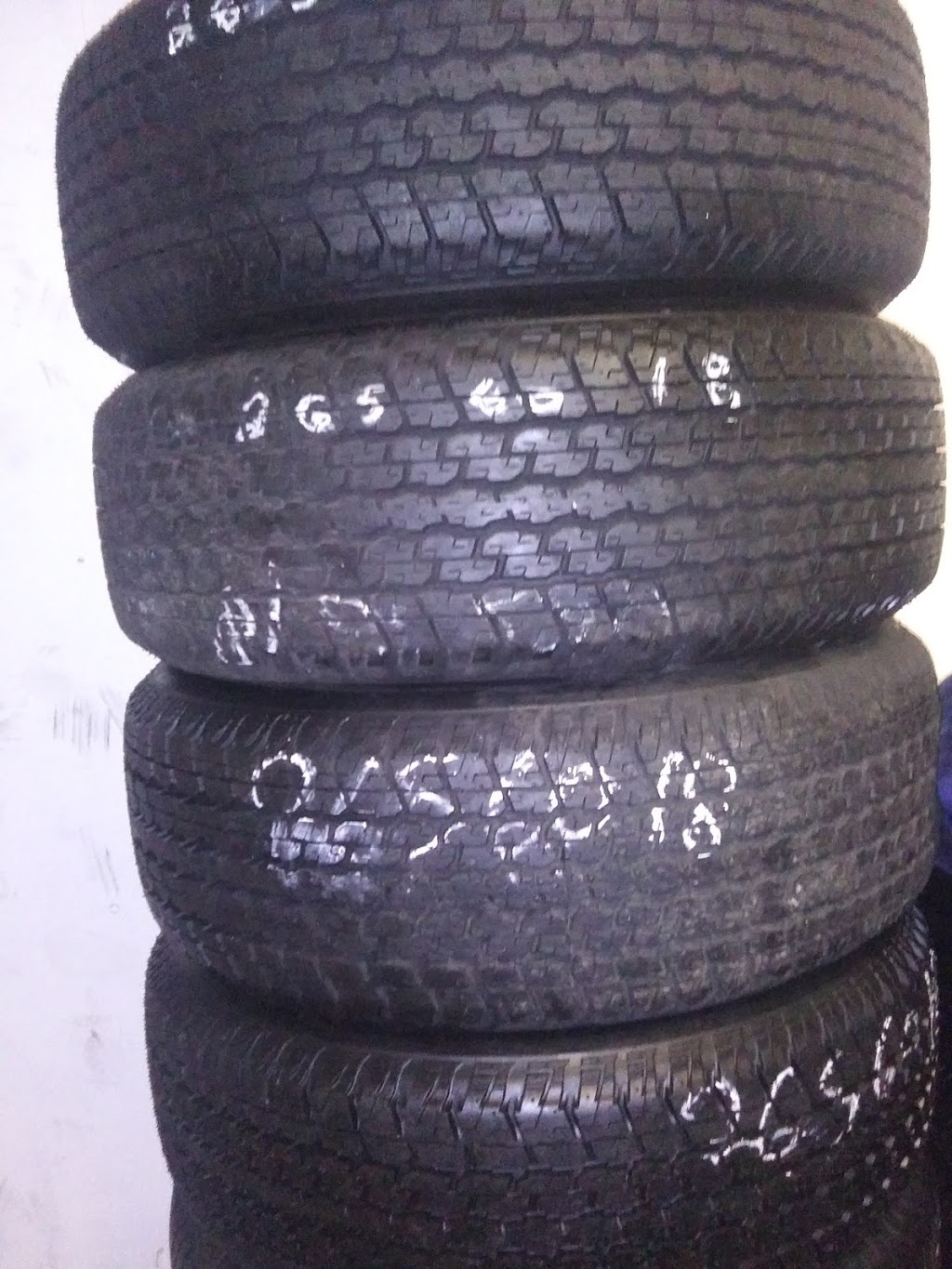 Herreras Tire Shop | 1125 E Abram St, Arlington, TX 76010, USA | Phone: (817) 459-8484