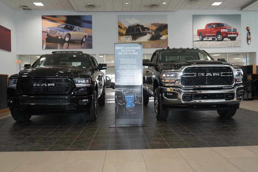 Glenbrook Dodge Chrysler Jeep | 100 W Coliseum Blvd, Fort Wayne, IN 46805, USA | Phone: (260) 579-4713