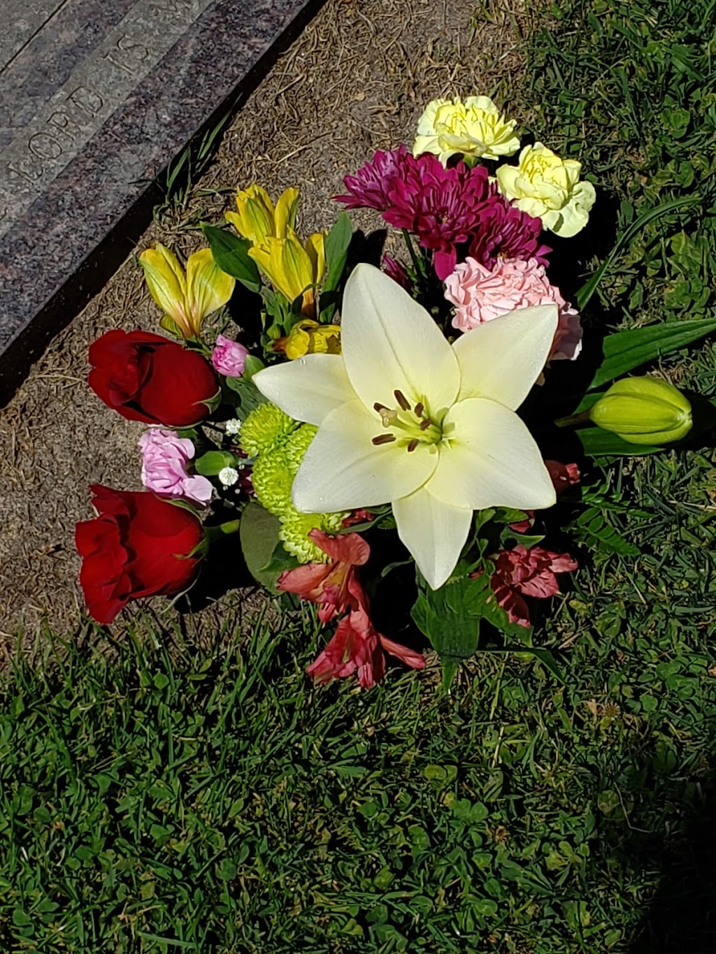 PF. Flowers | 385 N Golden State Blvd, Turlock, CA 95380, USA | Phone: (209) 669-0292