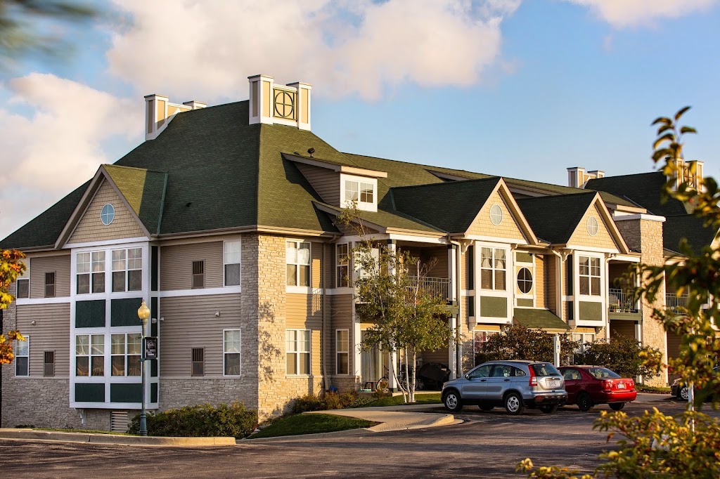 The Lofts at Brookfield Hills Apartments | 1200 Club Cir, Brookfield, WI 53005, USA | Phone: (262) 383-4648