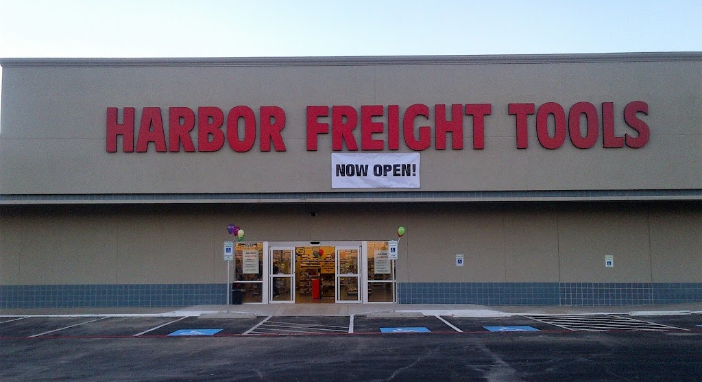 Harbor Freight Tools | 6508 Skillman St, Dallas, TX 75231, USA | Phone: (214) 221-3064