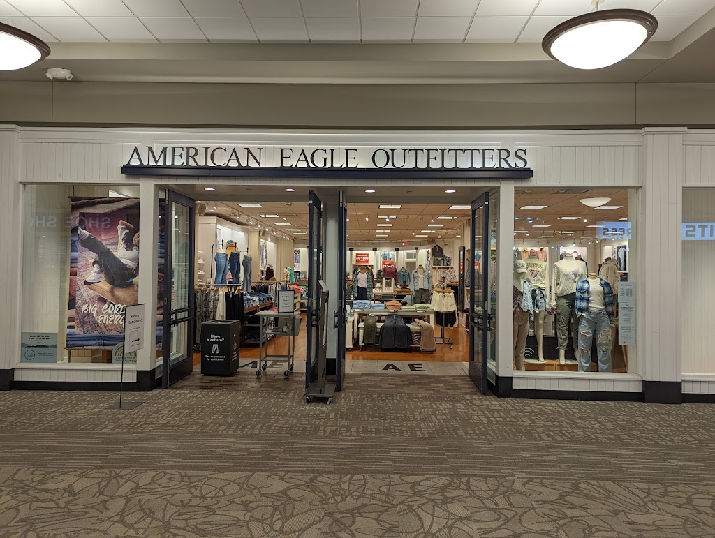 American Eagle Store | 1437 E Dixie Dr Suite F6, Asheboro, NC 27203 | Phone: (336) 629-5582