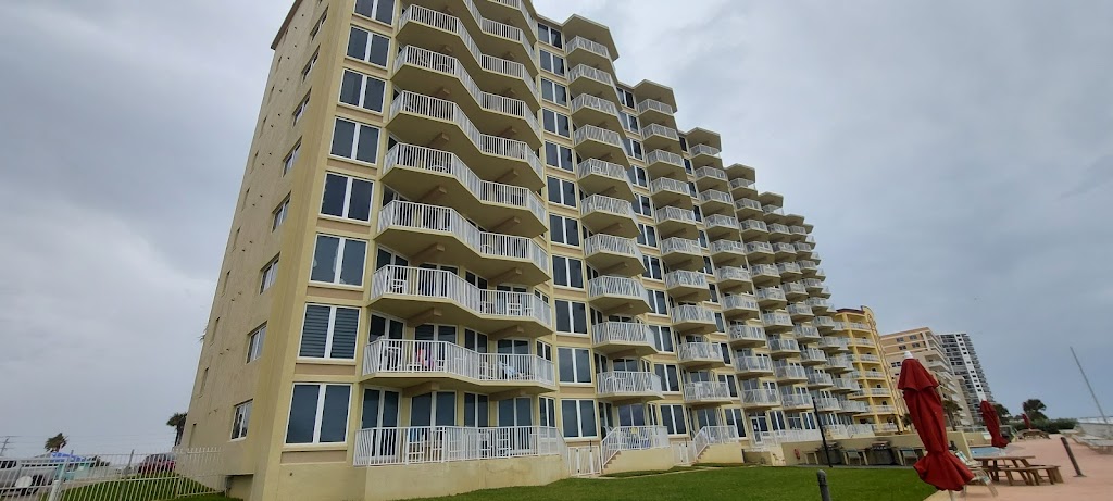 Shores Club Rental | Daytona Beach Oceanfront Rentals | 3815 S Atlantic Ave, Daytona Beach Shores, FL 32118, USA | Phone: (407) 405-0110