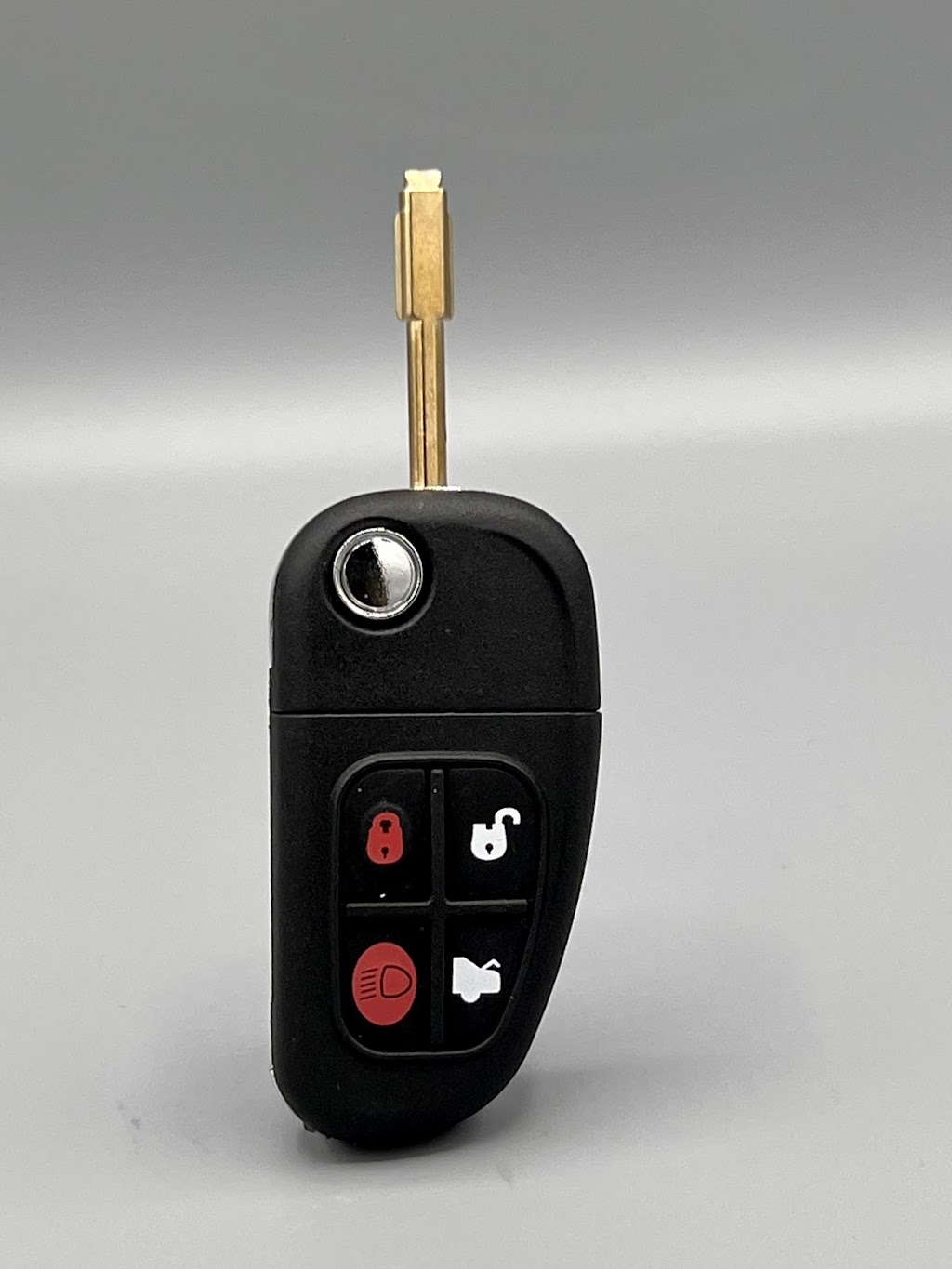 Top Tech Locksmith (AUTOMOTIVE SPECIALIST) | 20199 Valley Blvd ste h, Walnut, CA 91789, USA | Phone: (909) 630-9645