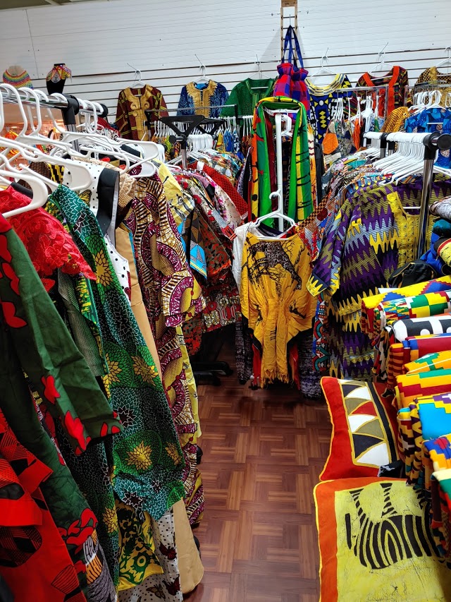 Mchetes African Treasures | Hmong Town Building, 8340 W Appleton Ave # 40, Milwaukee, WI 53218, USA | Phone: (414) 388-3537