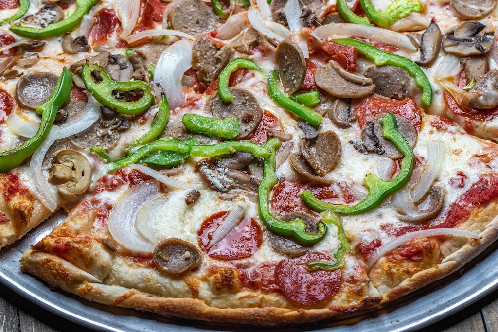 La Montesina Pizza & Grill | 2555 Hawkins Ave, Sanford, NC 27330, USA | Phone: (919) 708-5554