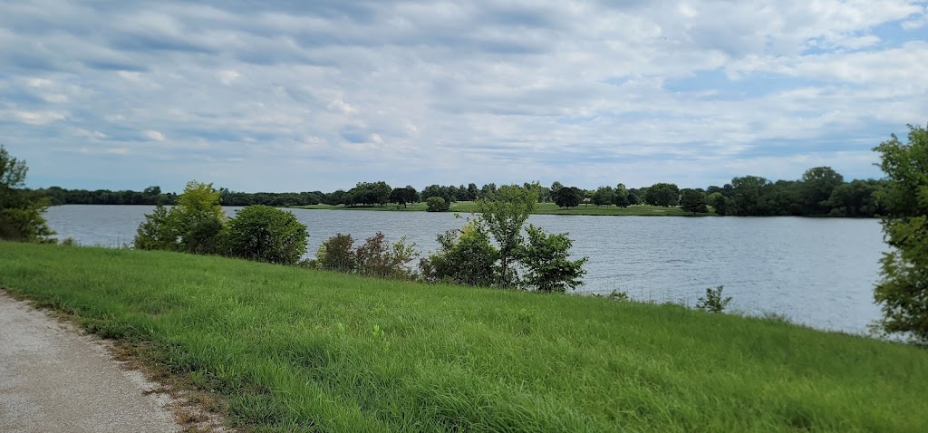 Lake Miola Campgrounds | H5W3+5F, Paola, KS 66071, USA | Phone: (913) 259-3620