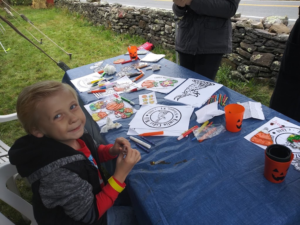 Cider Mill Friends | 140 Cedar Ave, Poughkeepsie, NY 12603, USA | Phone: (845) 462-2516