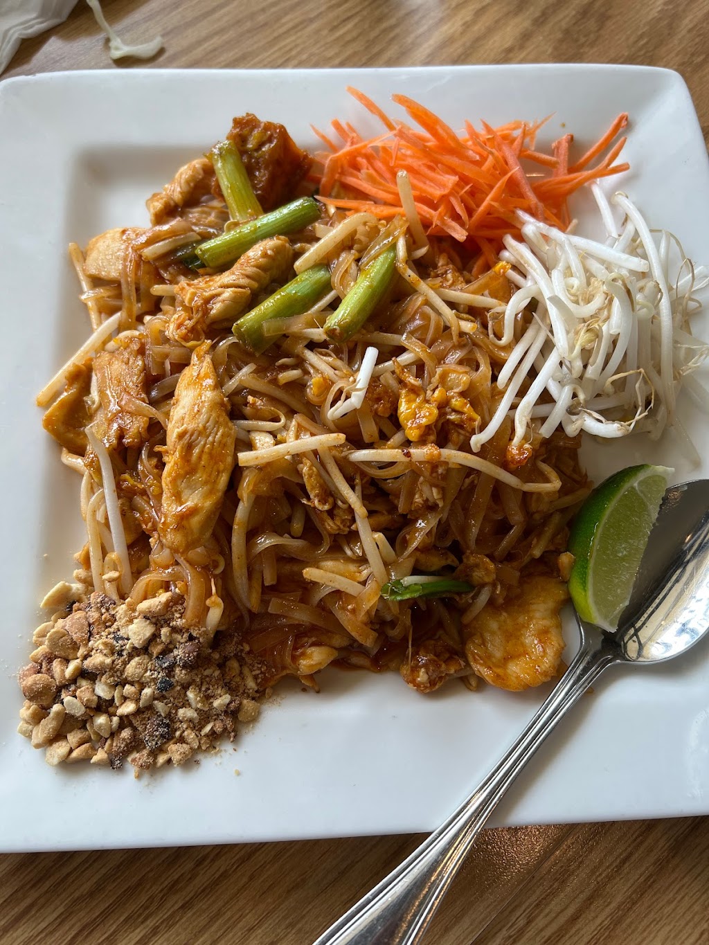 Yum Thai Bistro | 1888 CA-1, Redondo Beach, CA 90277, USA | Phone: (310) 316-1188