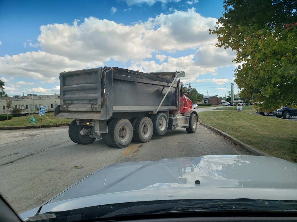 Heavy Duty Trucking | 10101 N Gray Rd, Indianapolis, IN 46280, USA | Phone: (317) 867-4450