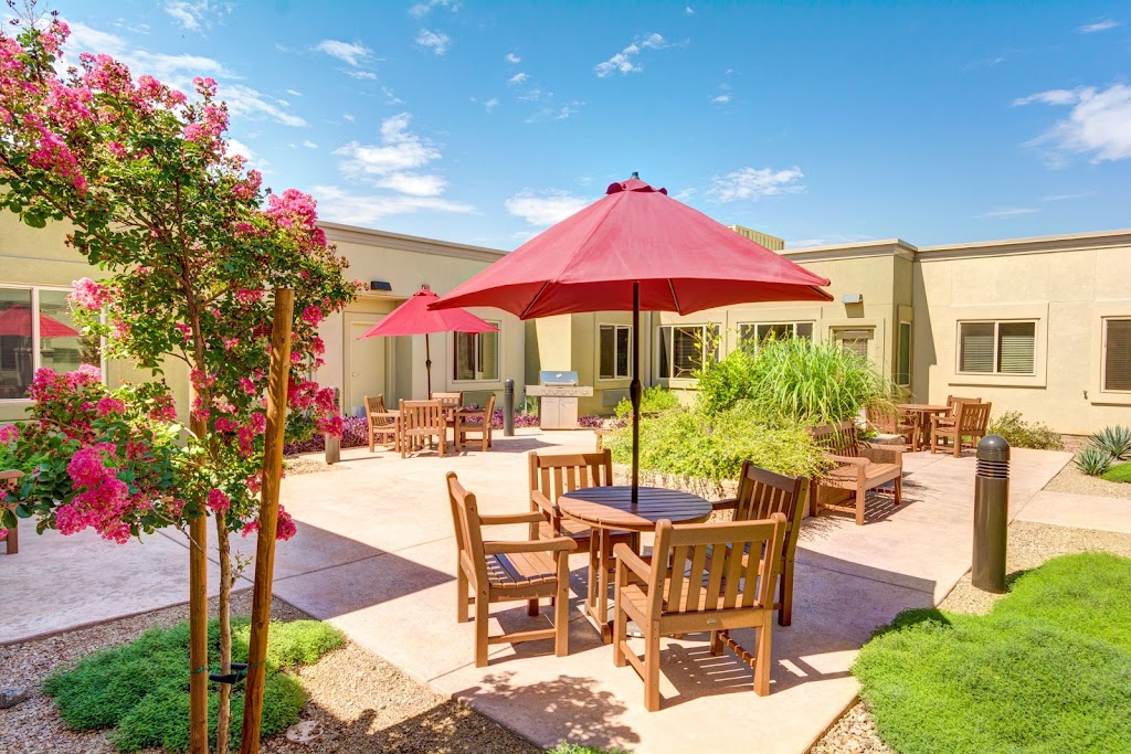 Catalina Springs Memory Care | 9685 N Oracle Rd, Oro Valley, AZ 85704, USA | Phone: (520) 297-2500