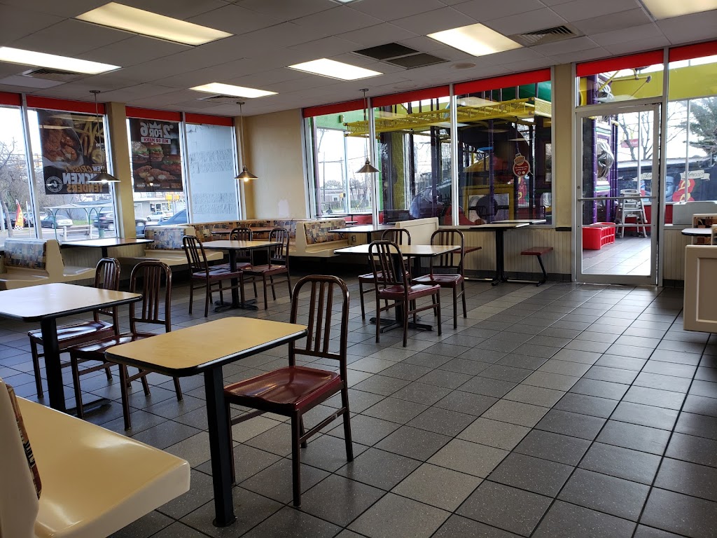 Burger King | 4520 W Commerce St, San Antonio, TX 78237, USA | Phone: (210) 809-6892