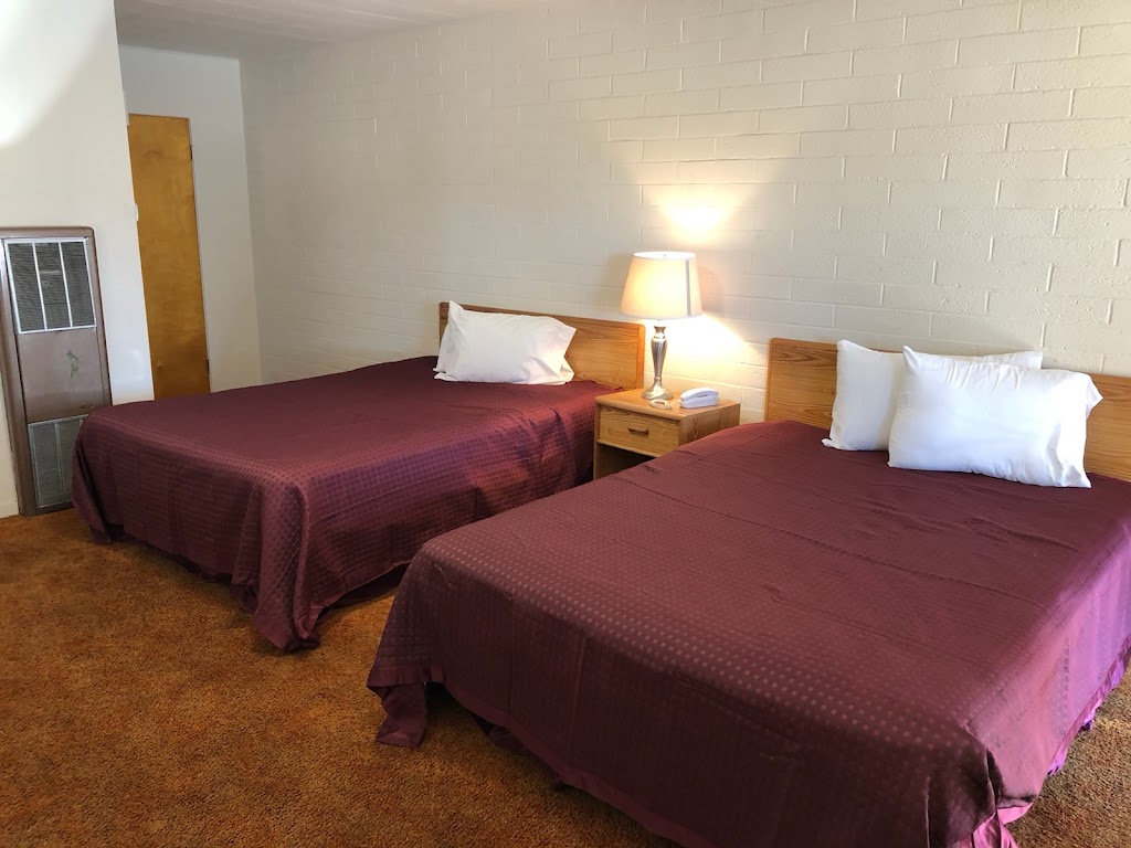 Wiebe Motel | 1271 San Felipe Rd, Hollister, CA 95023, USA | Phone: (831) 637-5801