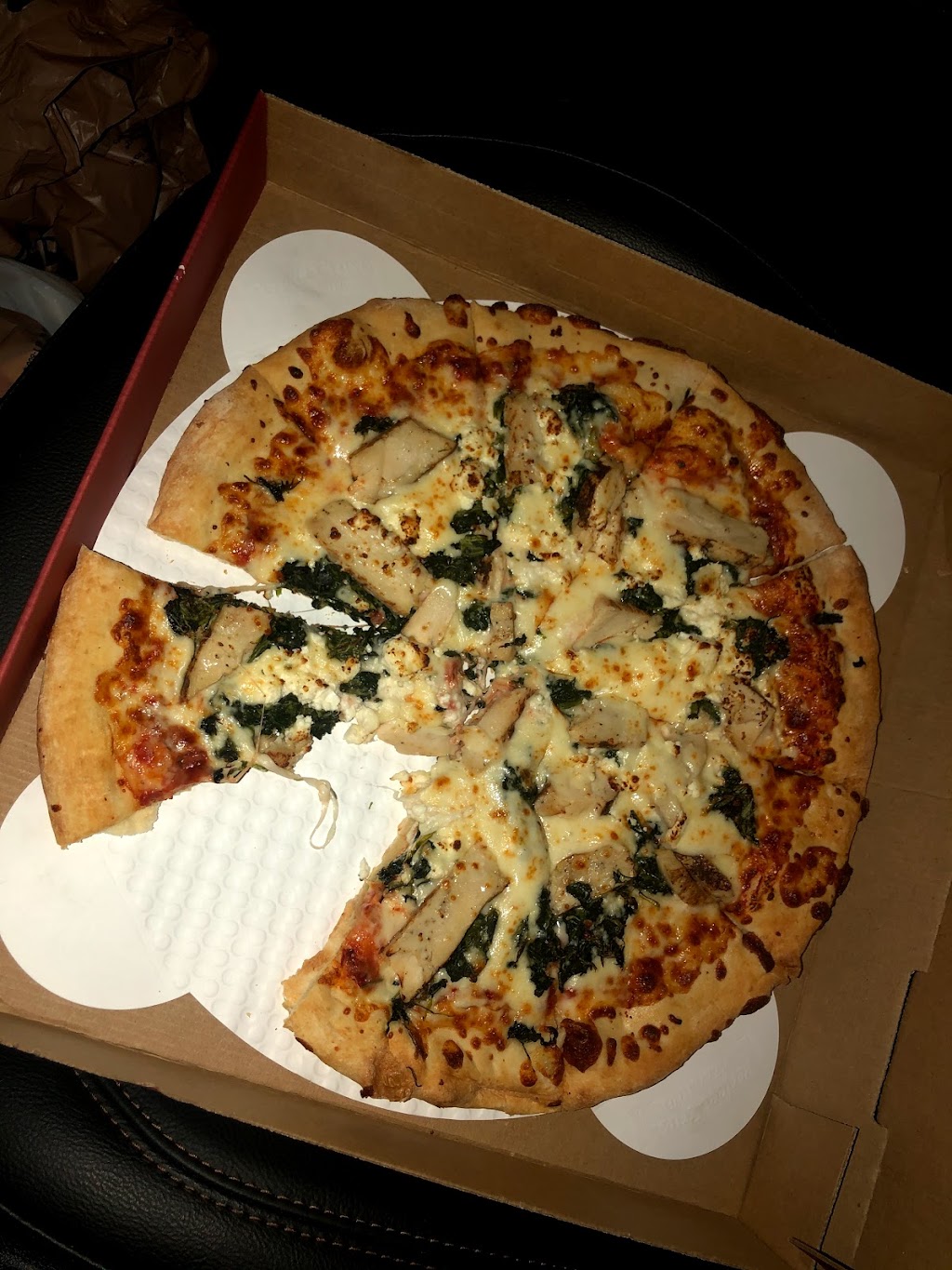 Guidos Premium Pizza Novi | 47964 Grand River Ave, Novi, MI 48374, USA | Phone: (248) 449-1111