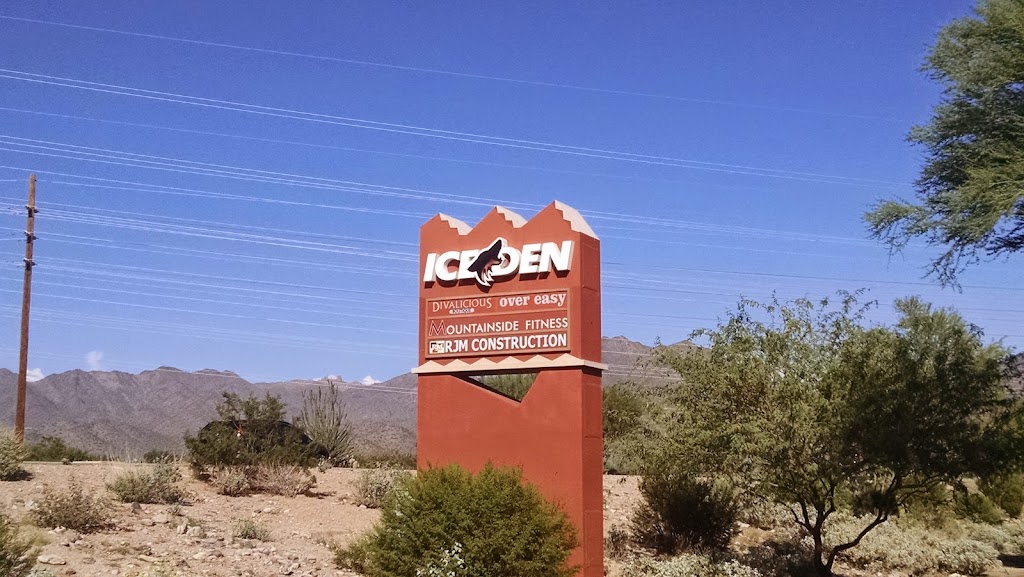 Ice Den Scottsdale | 9375 E Bell Rd, Scottsdale, AZ 85260, USA | Phone: (480) 585-7465