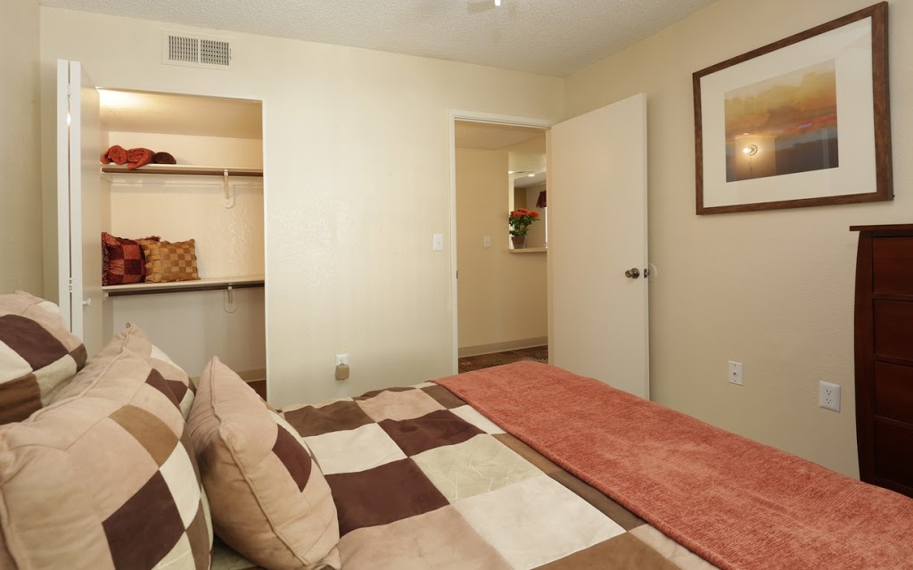 San Mateo Apartment Homes | 2800 S Mission Rd, Tucson, AZ 85713, USA | Phone: (520) 445-8335