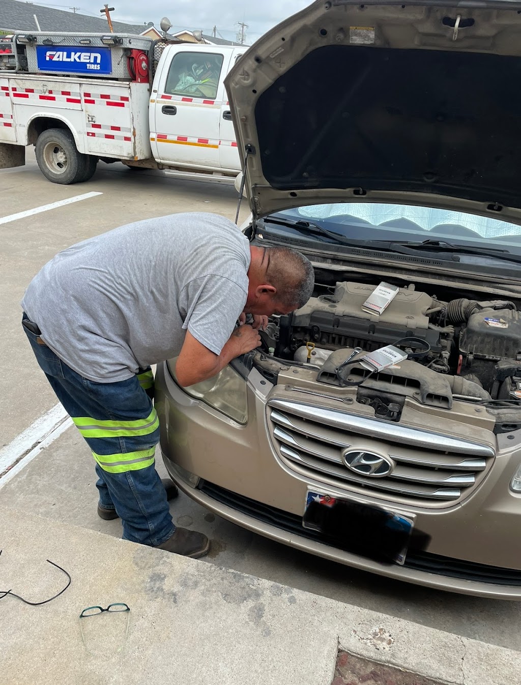 Master Tech Tire Repairs & Services (mobile service) | 1041 US-281, Falfurrias, TX 78355, USA | Phone: (832) 952-6613