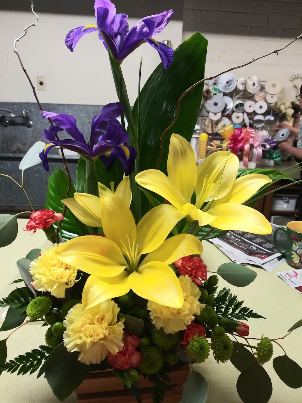 Nichols Florist | 8620 Sierra Ave, Fontana, CA 92335, USA | Phone: (909) 822-0634